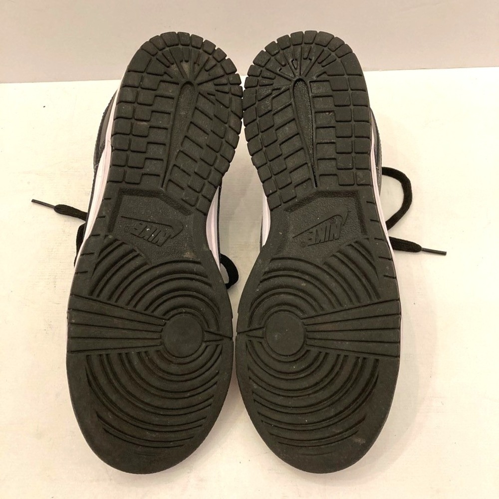 Nike Black and White Dunk Sneakers Women's 7.5 DD1503-101 - Picture 8 of 10